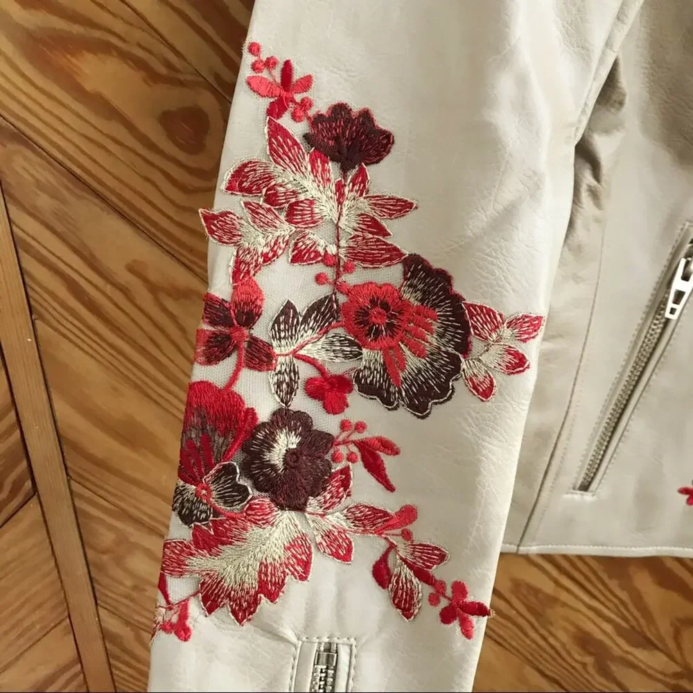 Blank NYC Floral Embroidered Moto Jacket Tan Beige Small - Picture 5 of 10